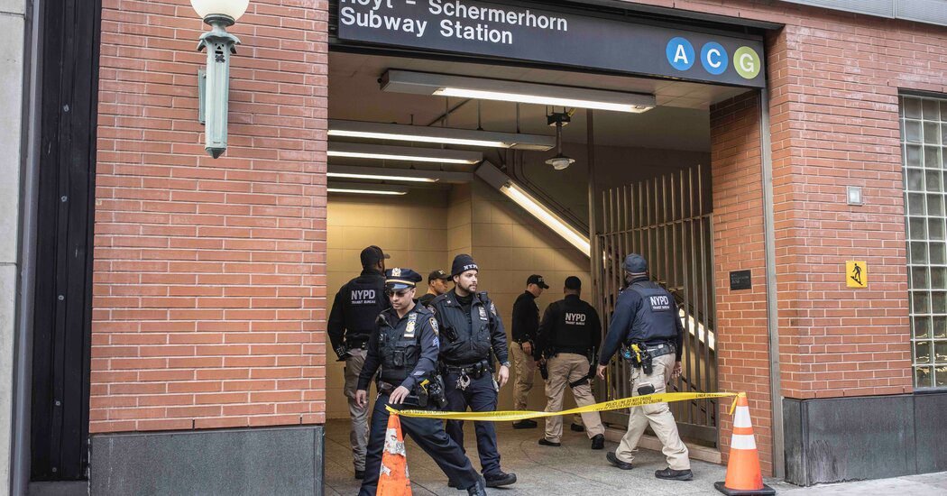 Man Who Shot Another on Subway Train Unlikely to Be Charged, D.A. Says