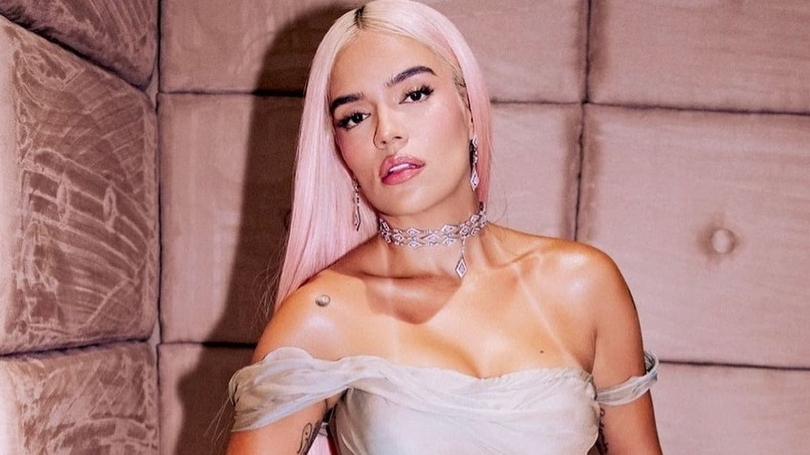 Karol G's private jet cockpit fills with smoke, makes emergency landing in Los Angeles