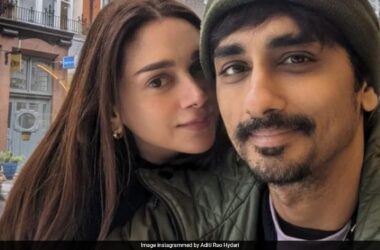 Siddharth's Shout Out To Aditi Rao Hydari's Heeramandi Look. Actor Reacts 14 Siddharth's Shout Out To Aditi Rao Hydari's Heeramandi Look. Actor Reacts