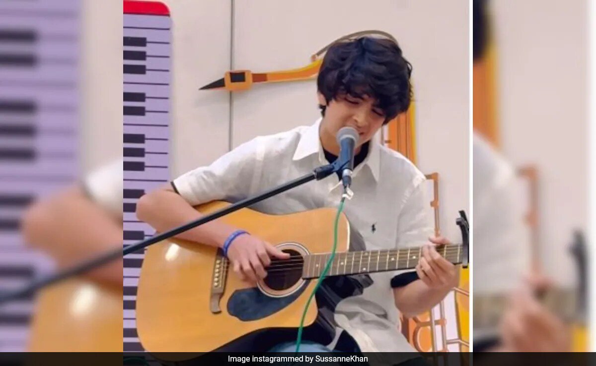 "Proud" Mom Sussanne Khan's Post For Son Hridaan Roshan Playing Guitar