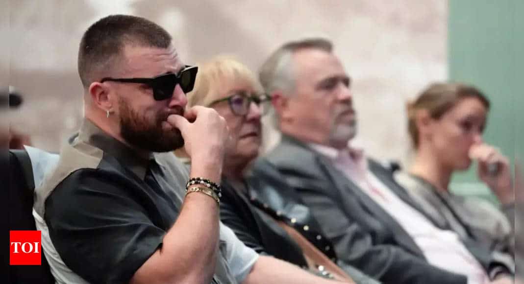 Travis Kelce wears Taylor Swift-inspired bracelets at brother Jason's retirement press conference | - Times of India 6 Travis Kelce wears Taylor Swift-inspired bracelets at brother Jason's retirement press conference | - Times of India