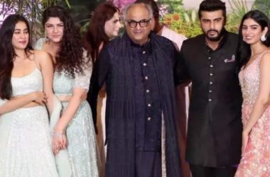 Boney Kapoor jokes about Arjun Kapoor being adopted at Maidaan trailer launch: 'Director Amit Sharma is my real son' | Hindi Movie News - Times of India 17 Boney Kapoor jokes about Arjun Kapoor being adopted at Maidaan trailer launch: 'Director Amit Sharma is my real son' | Hindi Movie News - Times of India