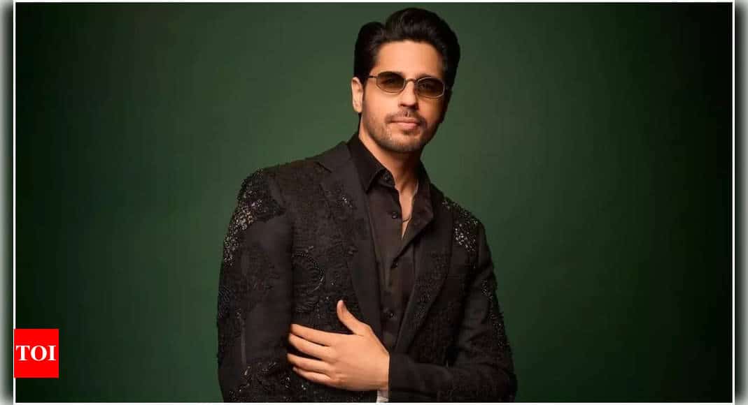 'Yodha': Sidharth Malhotra believes nothing looks better on a man than a uniform | Hindi Movie News - Times of India 4 'Yodha': Sidharth Malhotra believes nothing looks better on a man than a uniform | Hindi Movie News - Times of India
