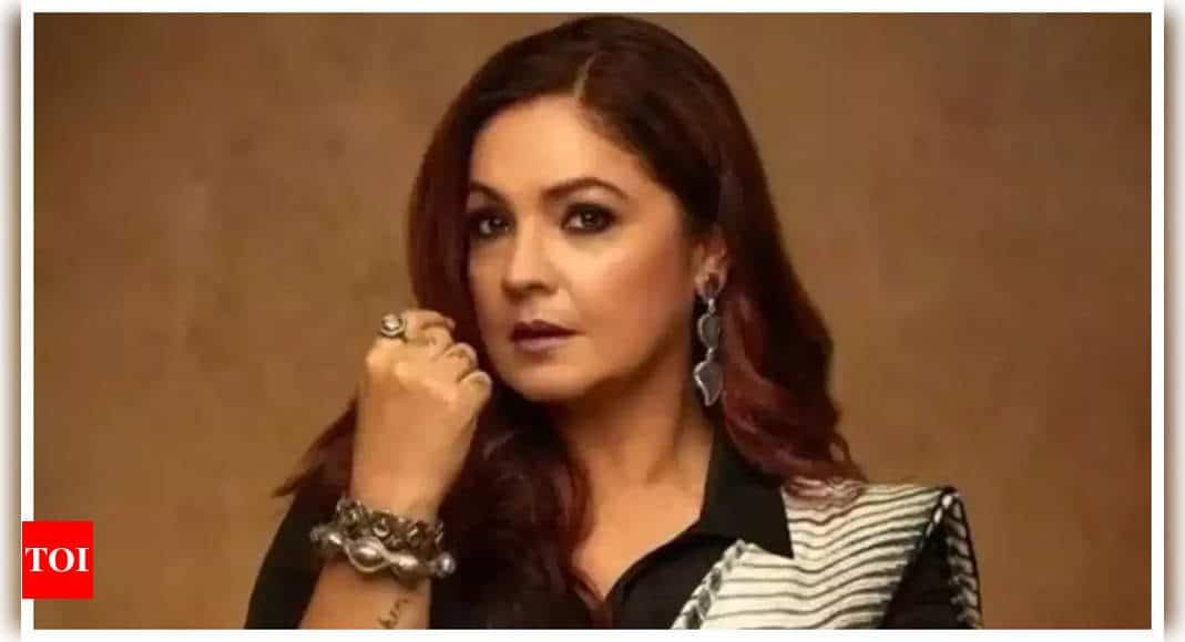 Pooja Bhatt opens up about facing ageism in Bollywood: 'There are a whole lot of people out there who have grown up with my poster on the ceiling' | - Times of India