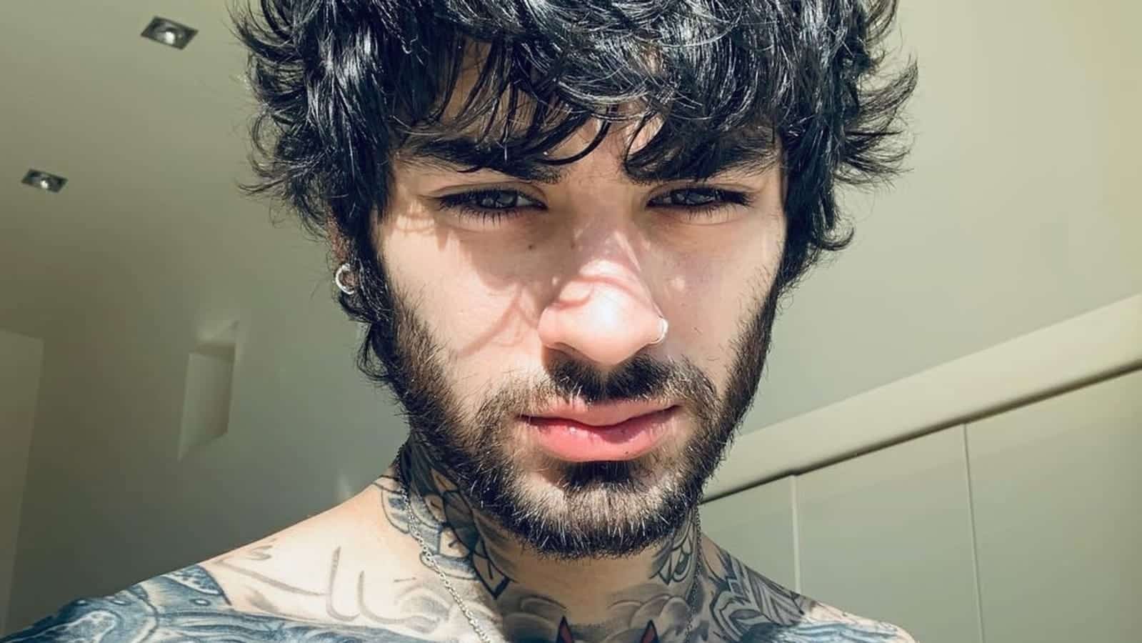 Zayn Malik recalls saving Harry Styles from a ‘dangerous’ mishap during One Direction concert