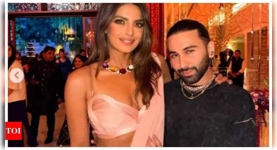 Orry's signature pose with Priyanka Chopra steals limelight at Isha Ambani's Holi bash | - Times of India
