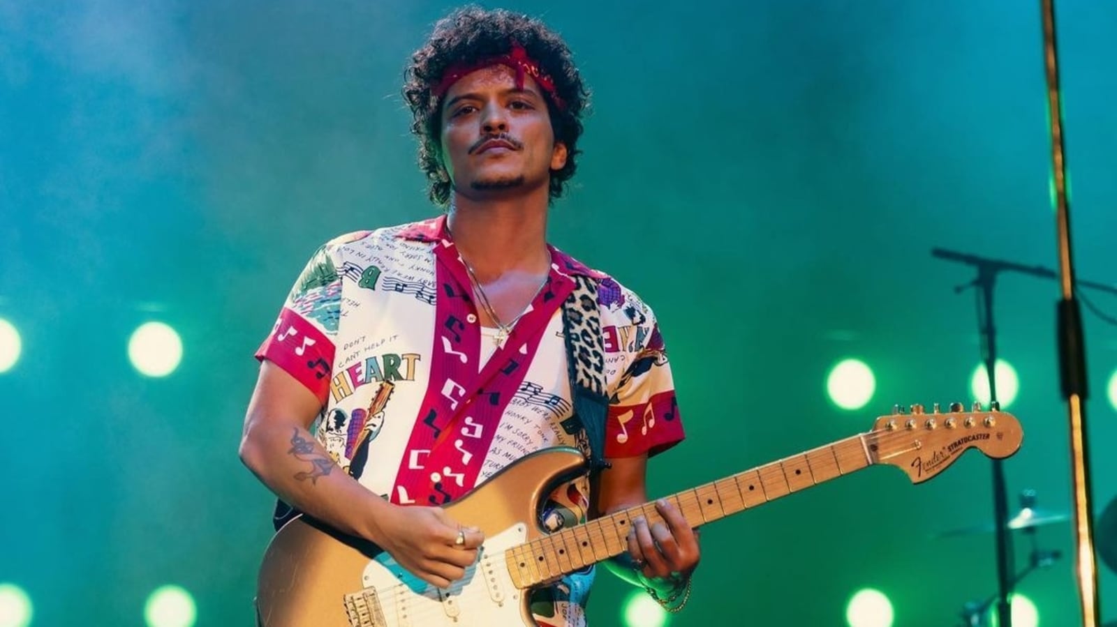 Bruno Mars' shocking $50 million gambling debt report sparks wild fan jokes: 'He is high on…' 4 Bruno Mars' shocking $50 million gambling debt report sparks wild fan jokes: 'He is high on…'
