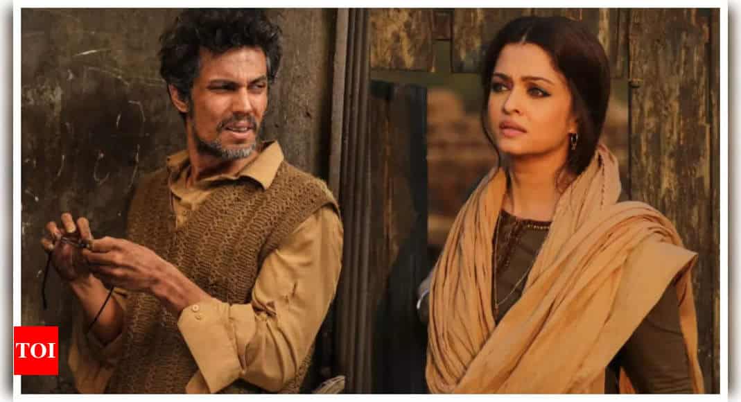 Here's why Randeep Hooda bonded more with Sarabjit Singh’s family than his co-star Aishwarya Rai | Hindi Movie News - Times of India 6 Here's why Randeep Hooda bonded more with Sarabjit Singh’s family than his co-star Aishwarya Rai | Hindi Movie News - Times of India
