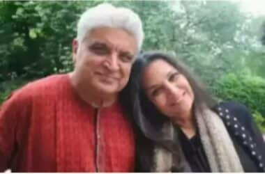 Shabana Azmi and Javed Akhtar twin in white, as they host grand Holi bash at their house: pics inside | Hindi Movie News - Times of India