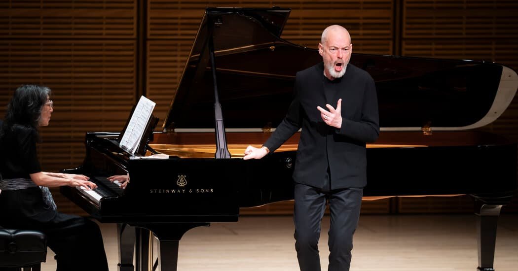 ‘Winterreise’ Review: Hiding a Roiling Grief