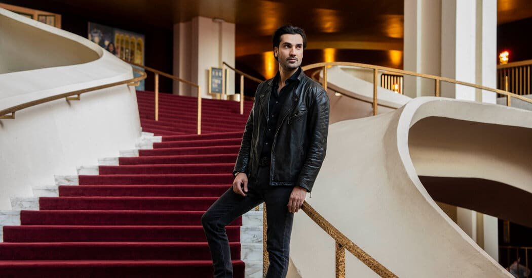 An American Tenor, a Puccini Specialist, Arrives at the Met