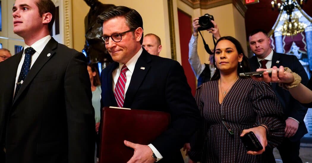 House Passes Spending Bill to Avert Shutdown, Prompting G.O.P. Mutiny
