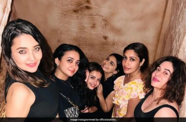 Surbhi Chandna Is The Life Of Her Surprise Bachelorette Party, Ishqbaaz Co-Stars Join In 7 Surbhi Chandna Is The Life Of Her Surprise Bachelorette Party, Ishqbaaz Co-Stars Join In