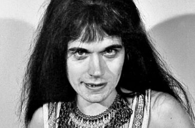 Rumi Missabu, Avant-Garde Drag Performer Who Glittered, Dies at 76 17 Rumi Missabu, Avant-Garde Drag Performer Who Glittered, Dies at 76