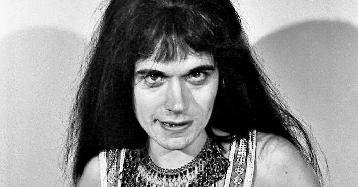 Rumi Missabu, Avant-Garde Drag Performer Who Glittered, Dies at 76