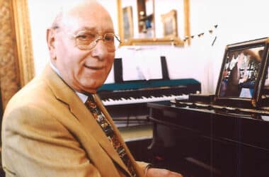 Maurice El Medioni, Jewish Algerian Pianist, Dies at 95 10 Maurice El Medioni, Jewish Algerian Pianist, Dies at 95