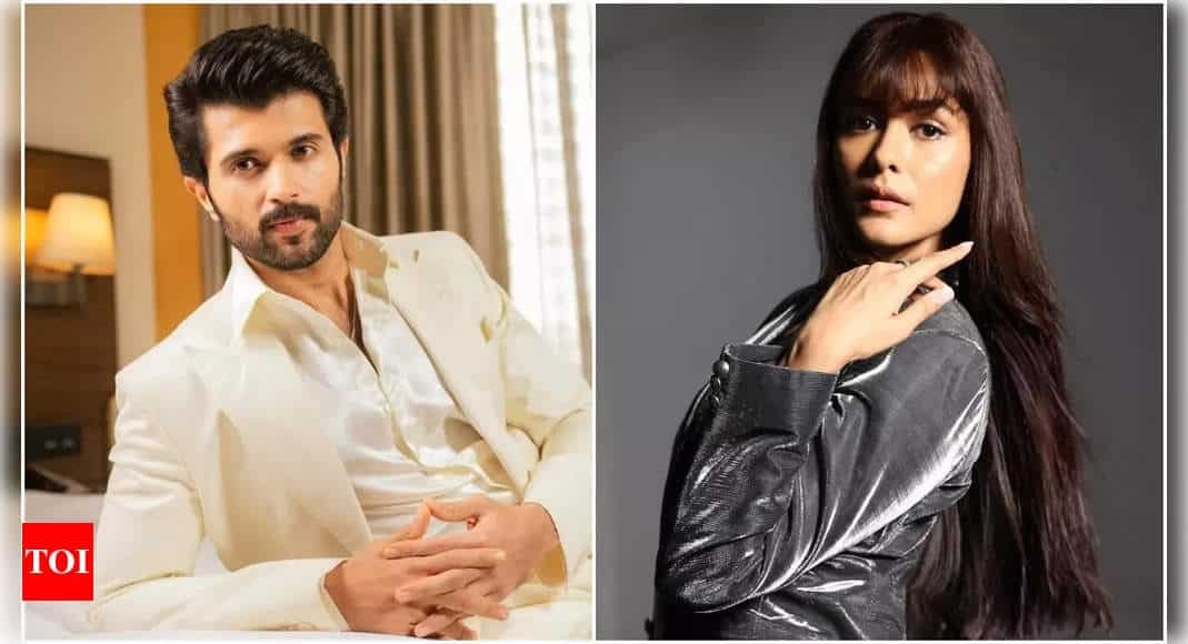 Vijay Deverakonda admires his co-star Mrunal Thakur's beauty | Hindi Movie News - Times of India