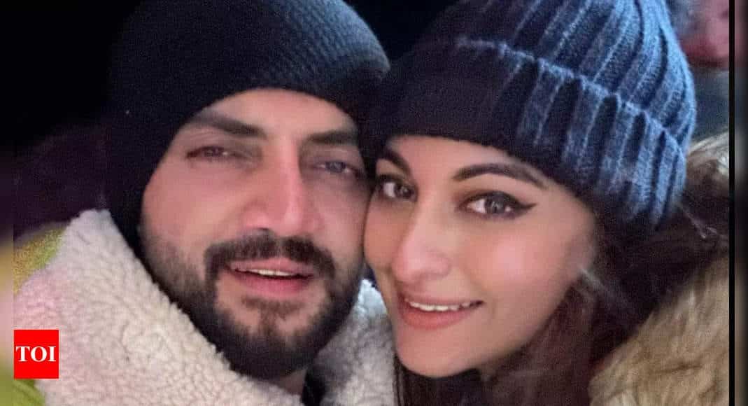 Rumored beau Zaheer Iqbal praises Sonakshi Sinha's enchanting performance in 'Heeramandi: The Diamond Bazaar's latest song | - Times of India