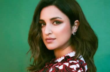 Parineeti Chopra vibing to Amar Singh Chamkila and Amarjot's song, 'Pehle Lalkare Naal' is all things infectious | - Times of India 16 Parineeti Chopra vibing to Amar Singh Chamkila and Amarjot's song, 'Pehle Lalkare Naal' is all things infectious | - Times of India