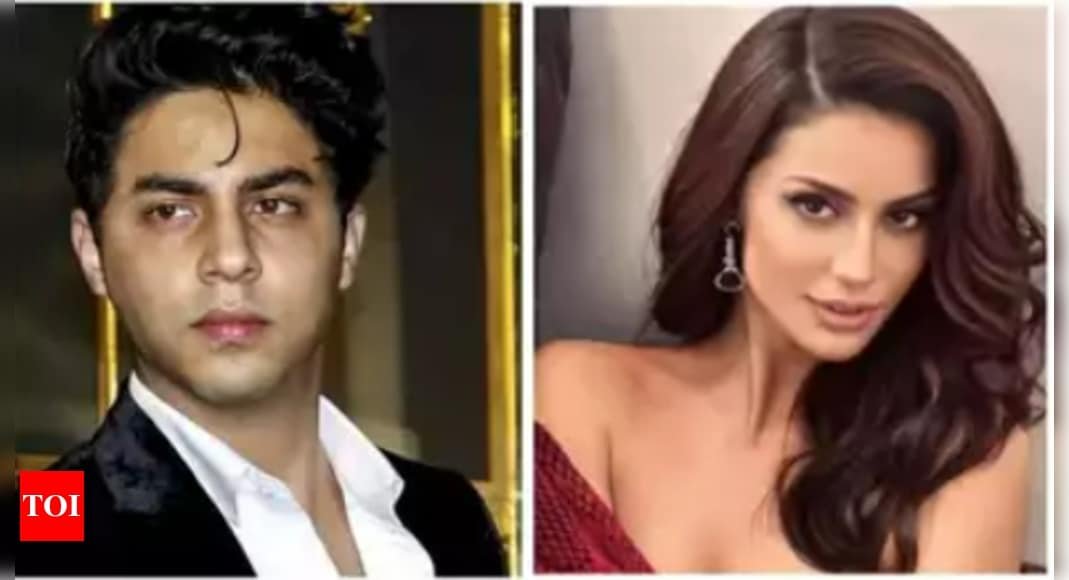 Larissa Bonesi poses pic with mystery man; netizens speculate that it could be Aryan Khan: see inside | Hindi Movie News - Times of India