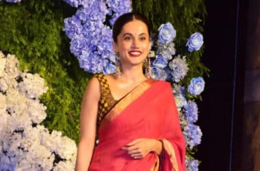 Post wedding with Mathias Boe, Taapsee Pannu flaunts a stunning red saree look as she graces Anand Pandit's daughter's wedding reception - See photos | Hindi Movie News - Times of India 11 Post wedding with Mathias Boe, Taapsee Pannu flaunts a stunning red saree look as she graces Anand Pandit's daughter's wedding reception - See photos | Hindi Movie News - Times of India