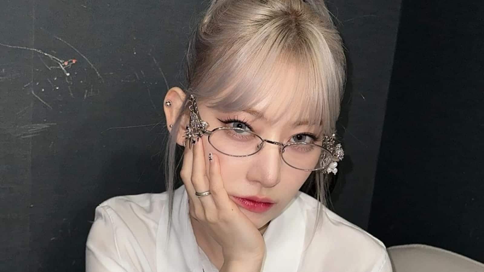 Le Sserafim Sakura's response to Coachella live performance controversy blows up