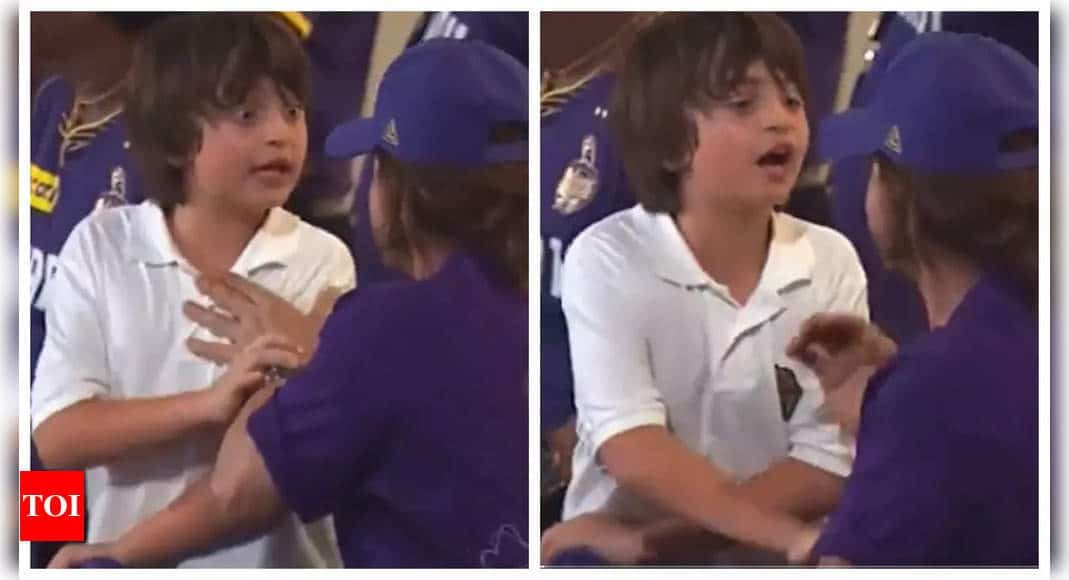 Did AbRam Khan SCOLD dad Shah Rukh Khan during tense cricket match? - VIRAL VIDEO | - Times of India
