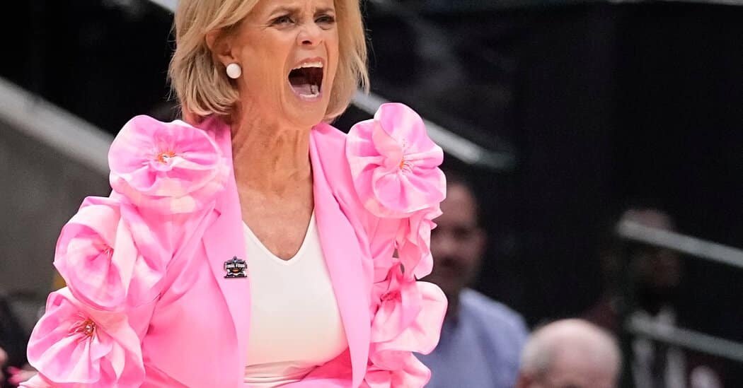 L.S.U.’s Kim Mulkey Courts Controversy With Style