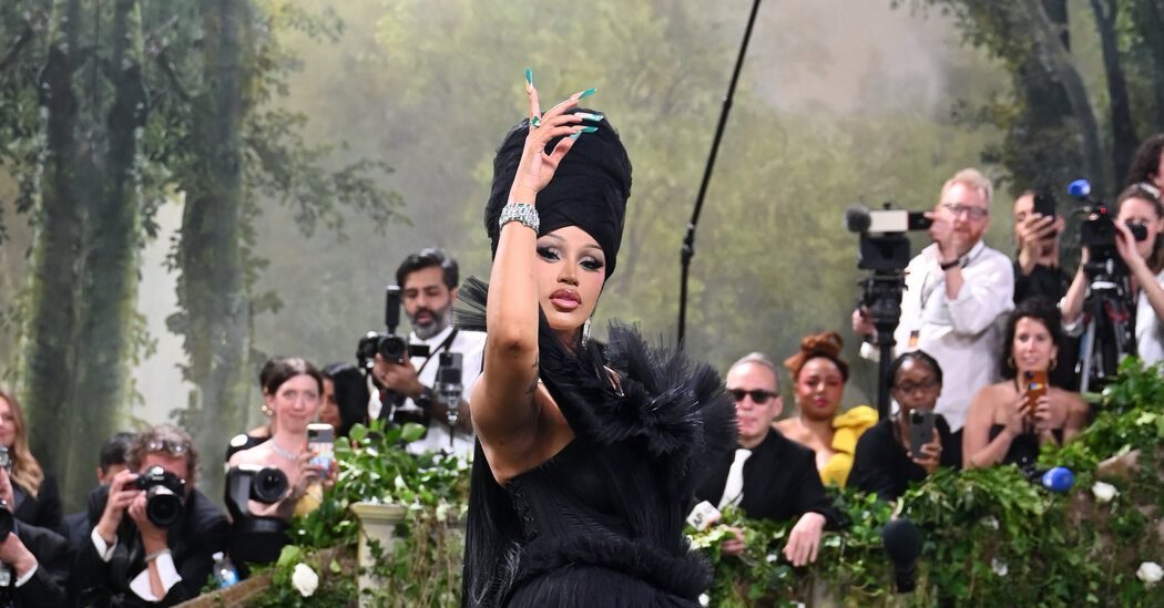 20 Unforgettable Looks at the Met Gala