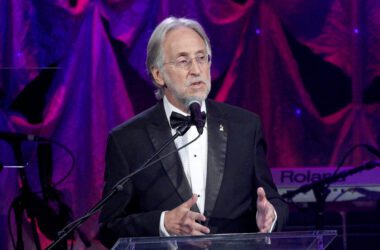 Neil Portnow Accuser Asks Court to Dismiss Her Sexual Assault Lawsuit 13 Neil Portnow Accuser Asks Court to Dismiss Her Sexual Assault Lawsuit