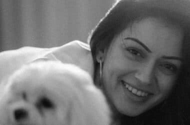 Hansika Motwani's awwdorable moments with her furry friend 24 Hansika Motwani's awwdorable moments with her furry friend