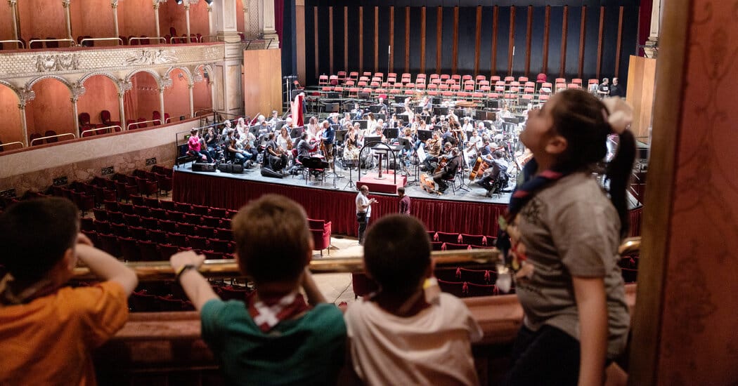 A Night to Remember at the Opera, Complete With a Phantom 4 A Night to Remember at the Opera, Complete With a Phantom