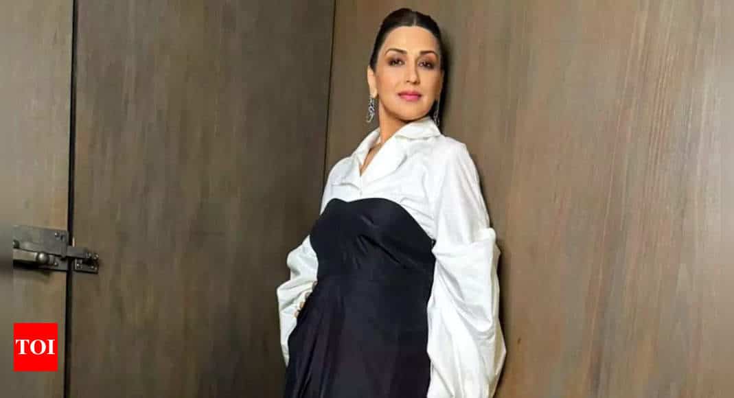 Sonali Bendre opens up on her link-up rumours in the 90s which were all 'fabricated' | - Times of India 4 Sonali Bendre opens up on her link-up rumours in the 90s which were all 'fabricated' | - Times of India