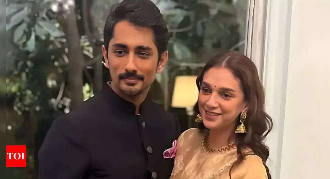 Siddharth reviews Heeramandi: Aditi Rao Hydari's series would make K Asif Saab Proud | Hindi Movie News - Times of India
