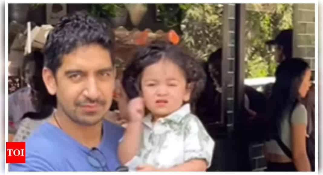 Ranbir Kapoor, Alia Bhatt's daughter Raha enjoys Sunday outing with Ayan Mukerji - PICS inside | Hindi Movie News - Times of India