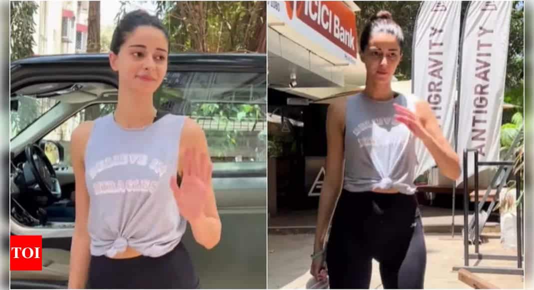 Ananya Panday stays tight-lipped amid rumors of a split with Aditya Roy Kapur | Hindi Movie News - Times of India 8 Ananya Panday stays tight-lipped amid rumors of a split with Aditya Roy Kapur | Hindi Movie News - Times of India