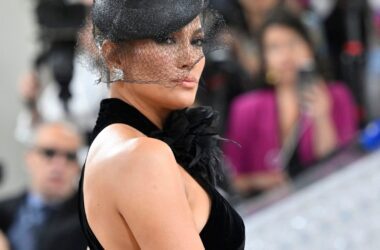 Met Gala 2024 co-chair Jennifer Lopez teases daring outfit, says event's looks ‘aren't about comfort’ 9 Met Gala 2024 co-chair Jennifer Lopez teases daring outfit, says event's looks ‘aren't about comfort’