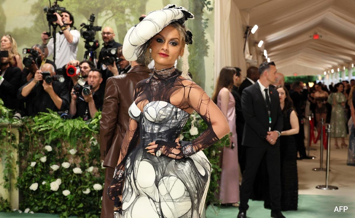 Met Gala 2024: Natasha Poonawalla Showed Up Looking Like This. Outfit Details Here