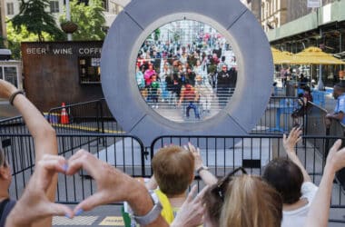 Where New Yorkers Start Being Polite and Stop Getting Real 26 Where New Yorkers Start Being Polite and Stop Getting Real