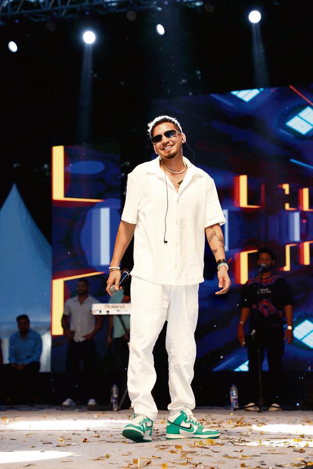 Punjabi singer Karan Randhawa's beats had many takers at KMC's Renaissance. Punjabi singer Karan Randhawa's beats had many takers at KMC's Renaissance.