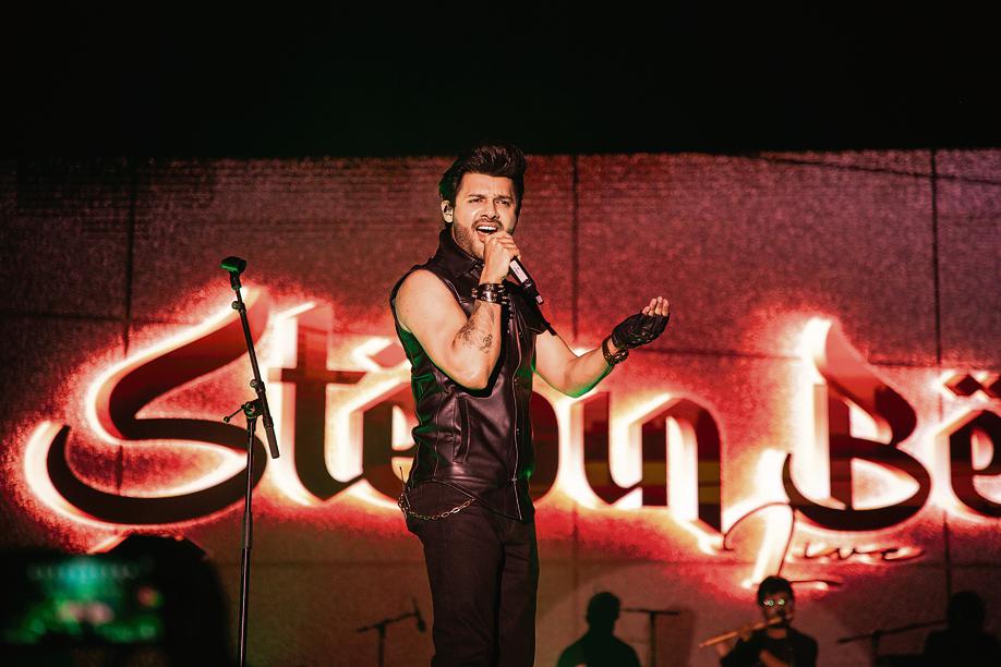 Singer Stebin Ben performed at at the finale of SRCC's Crossroads.(Photo: Raajessh Kashyap/HT) Singer Stebin Ben performed at at the finale of SRCC's Crossroads.(Photo: Raajessh Kashyap/HT)