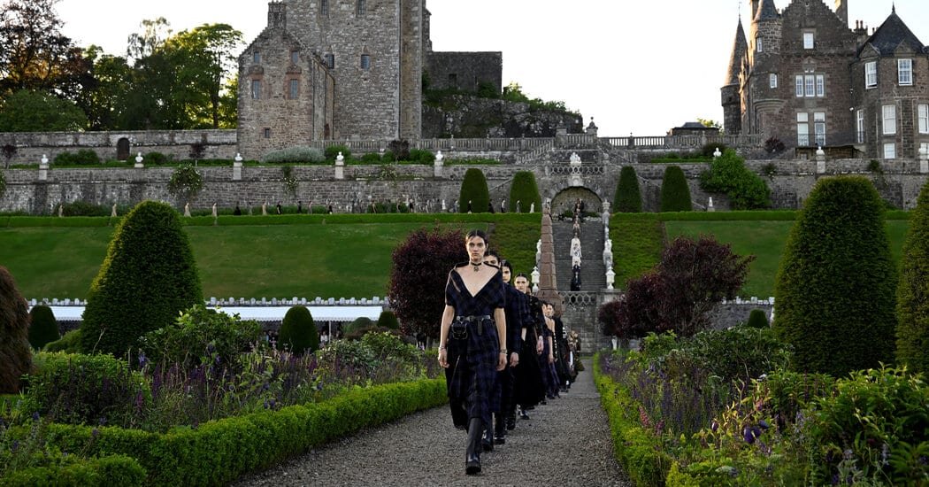 Before the Olympics, the Fabulous French Fashion Flex