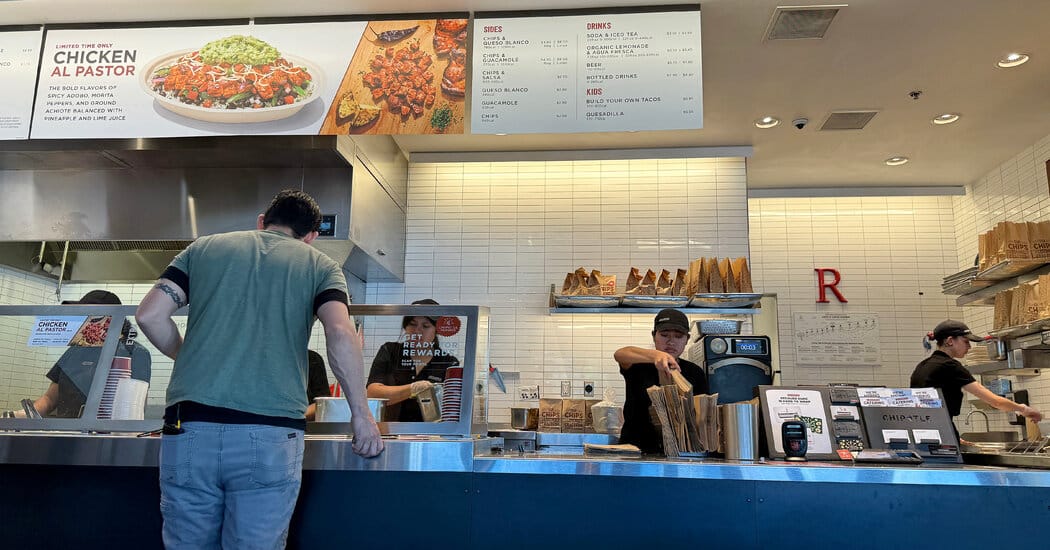 What’s Behind TikTok’s Beef With Chipotle? 8 What’s Behind TikTok’s Beef With Chipotle?