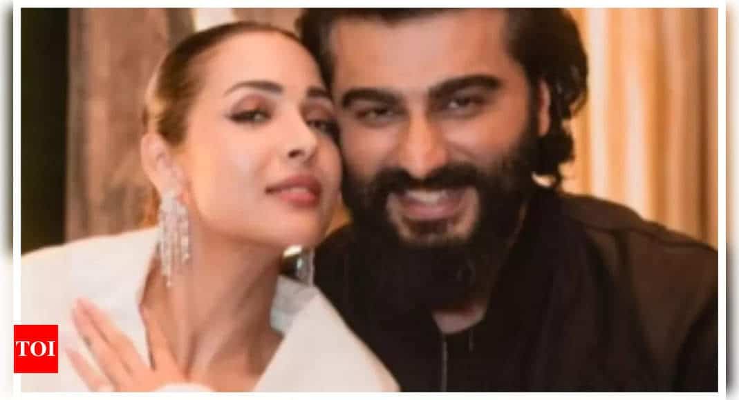 Arjun Kapoor shares a cryptic post amid breakup rumours with Malaika Arora: ‘We can be prisoners of our past' | Hindi Movie News - Times of India