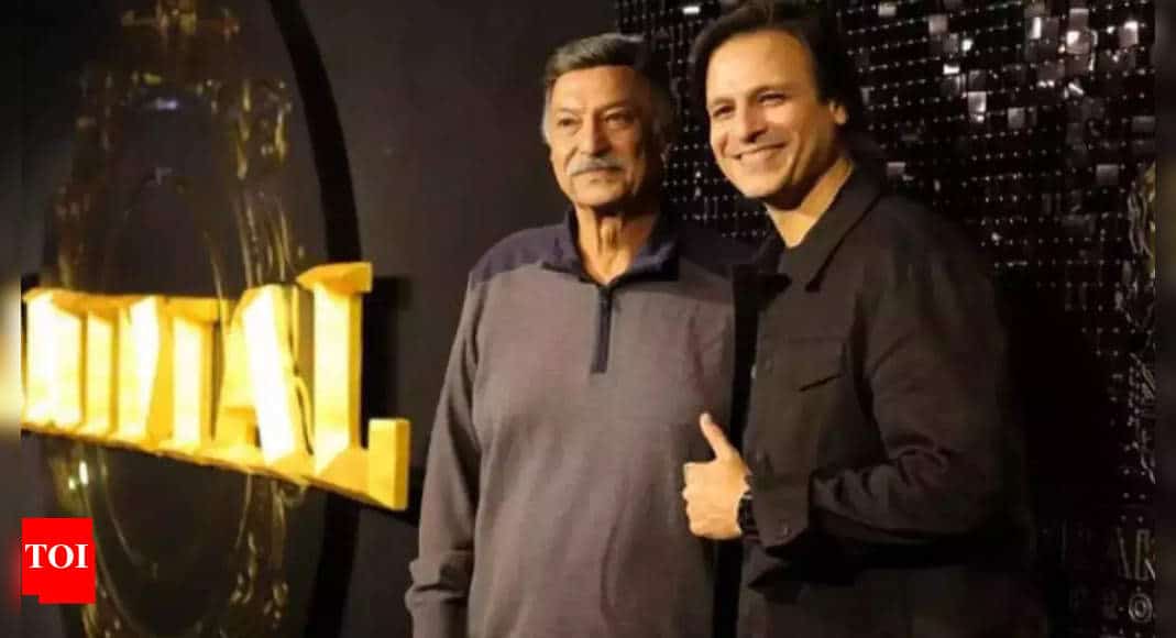 Suresh Oberoi recalls his 'second struggle' to launch son Vivek Oberoi in Bollywood: 'I would sit outside offices with his photos in my hand' | Hindi Movie News - Times of India 7 Suresh Oberoi recalls his 'second struggle' to launch son Vivek Oberoi in Bollywood: 'I would sit outside offices with his photos in my hand' | Hindi Movie News - Times of India