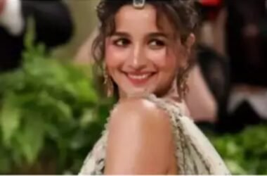 Alia Bhatt receives heartwarming gift from young fan: video inside | Hindi Movie News - Times of India