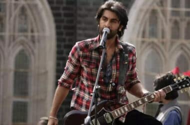 'Rockstar' re-release box office collection: Ranbir Kapoor starrer earns more than Rs 5 crore as it releases again after 13 years! | Hindi Movie News - Times of India 16 'Rockstar' re-release box office collection: Ranbir Kapoor starrer earns more than Rs 5 crore as it releases again after 13 years! | Hindi Movie News - Times of India