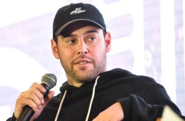 Scooter Braun, controversial record executive, retires from management, but he's not yet done with BTS agency HYBE 15 Scooter Braun, controversial record executive, retires from management, but he's not yet done with BTS agency HYBE