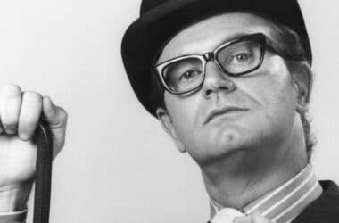 The Gay Comedians Who Showed the Way Even if They Weren’t Exactly Out 18 The Gay Comedians Who Showed the Way Even if They Weren’t Exactly Out