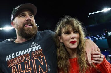 Taylor Swift convinced Travis Kelce to ‘grow his hair out’, says Patrick Mahomes 9 Taylor Swift convinced Travis Kelce to ‘grow his hair out’, says Patrick Mahomes